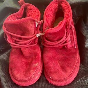 Uggs shoes size 10